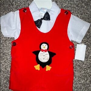 Red Penguin Kids Vest with Bow Tie vintage 80’s Lot# C-007